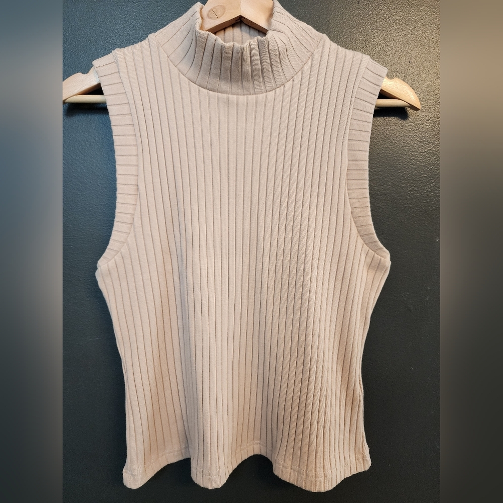 Varley Sleeveless Ribbed Mock Neck Tank Top in Light Beige